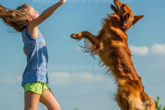 www.pictures-ai.de_Andrea-Spaeth_Kind_Hund_spielen_010_WZ